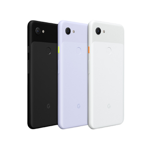 3台並んだ、グーグル Pixel 3a スマートフォンのジャストブラック、クリアリーホワイト、パープルイッシュ
