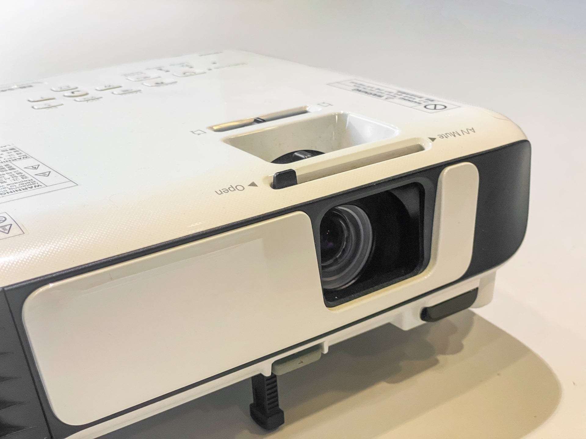 LG LED ポータブル プロジェクター PF50KS LGエレクトロニクス