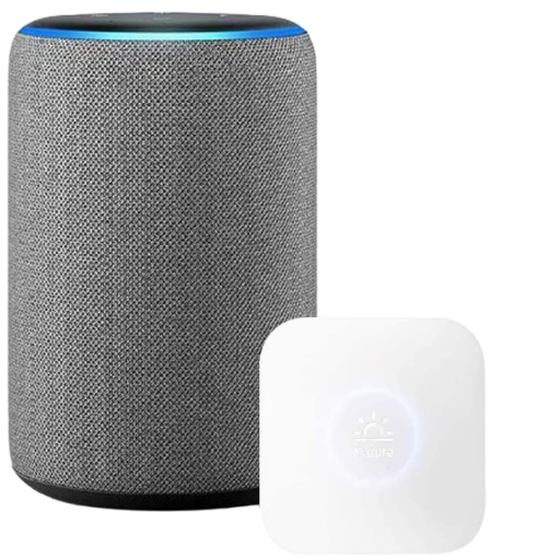 並べて写したEcho エコー 第3世代 スマートスピーカー with AlexaのチャコールとNature スマートリモコン Remo mini
