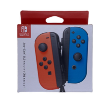 画像をギャラリービューアに読み込む, 正面からみた箱入りのJoy-Con（ネオンレッドとネオンブルー） ストラップ付